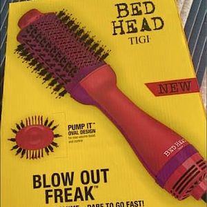 Bed head blow dry brush